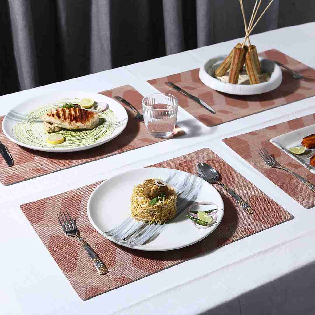 Valentina Reversible Damask & Geometric Placemat Set of 6