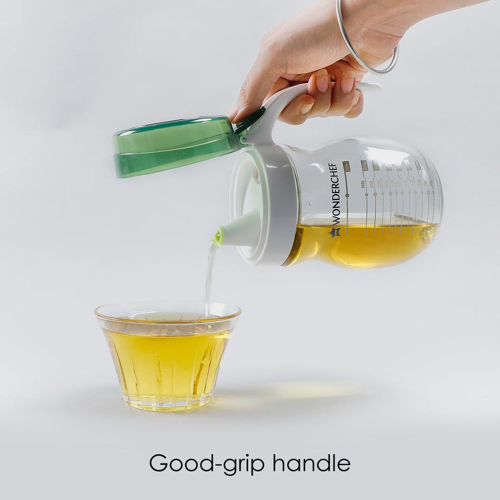 Oil Pourer Glass Bottle for Kitchen, Transparent Oil Pourer and Holder with Green Lid, Accurate Pouring without Wastage, 550ml