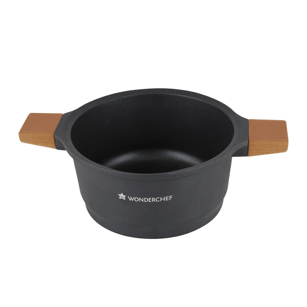 Caesar Non-Stick Casserole with Lid, German Beechwood Handle, Pure Grade Aluminium, Induction Bottom, 5 mm, Black,  5 Years Warranty