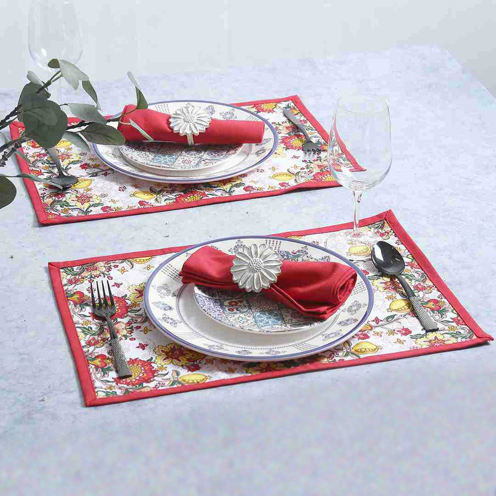 Como Table mats with floral prints - Red (Set of 6)