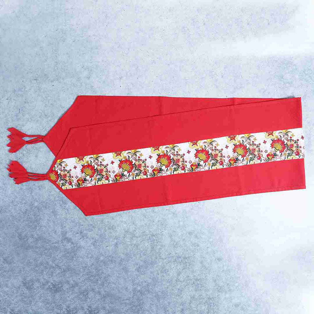 Como Table runner with floral print - Red