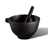 Forza pre-seasoned cast-iron mortar & pestle