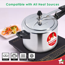 Load image into Gallery viewer, Ultima Induction Base 5L Aluminium Pressure Cooker With inner Lid